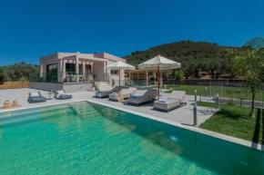 De Hierro Exclusive Villa - Magical Hospitality in a Villa with Pool and Breathtaking Views